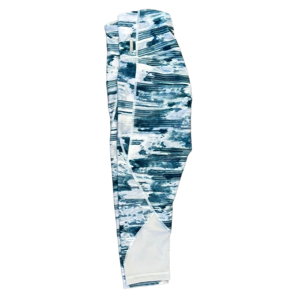 ZELLA Workout Capris Folding Waistband Size M